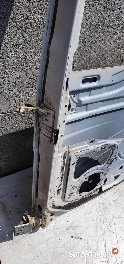 MAN TGA DRZWI PRAWE Bieleń