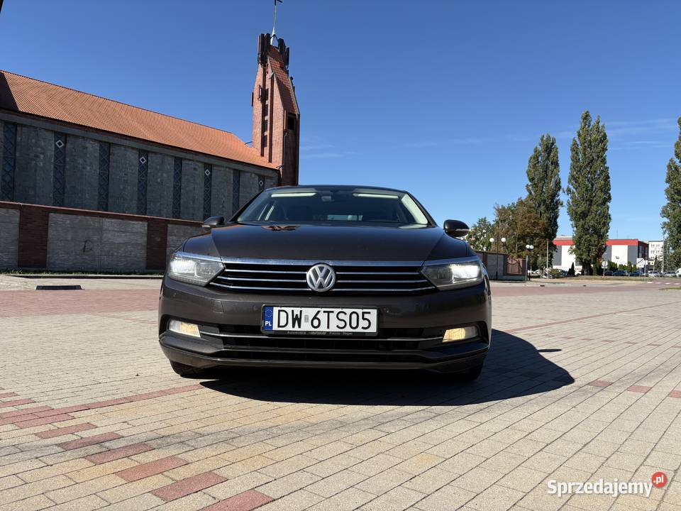 Volkswagen Passat B8 20tdi 150 DSG sedan 2018 lakier metallic Passat Jelcz-Laskowice sprzedam