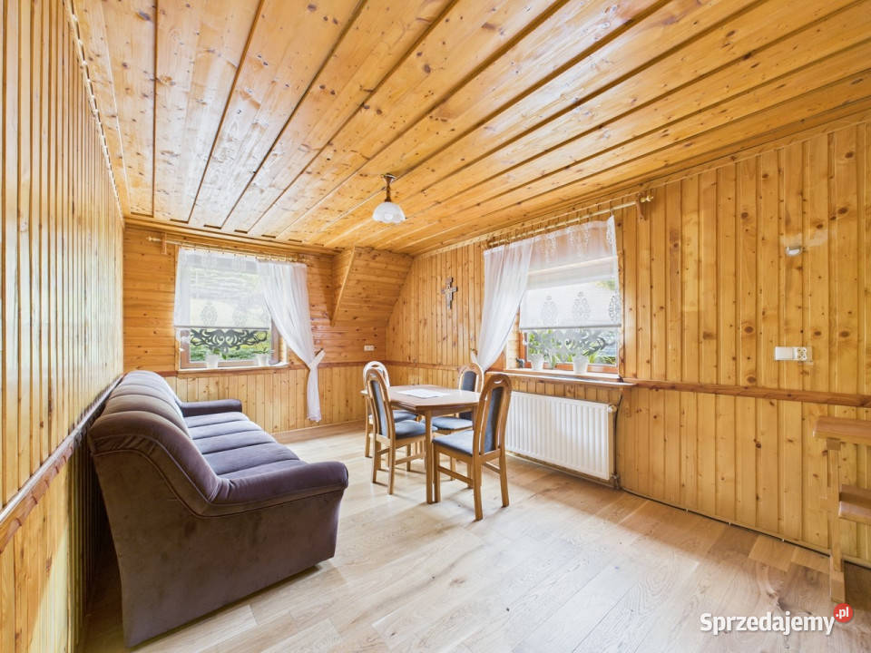 Drewniany dom z widokiem na Tatry Dursztyn