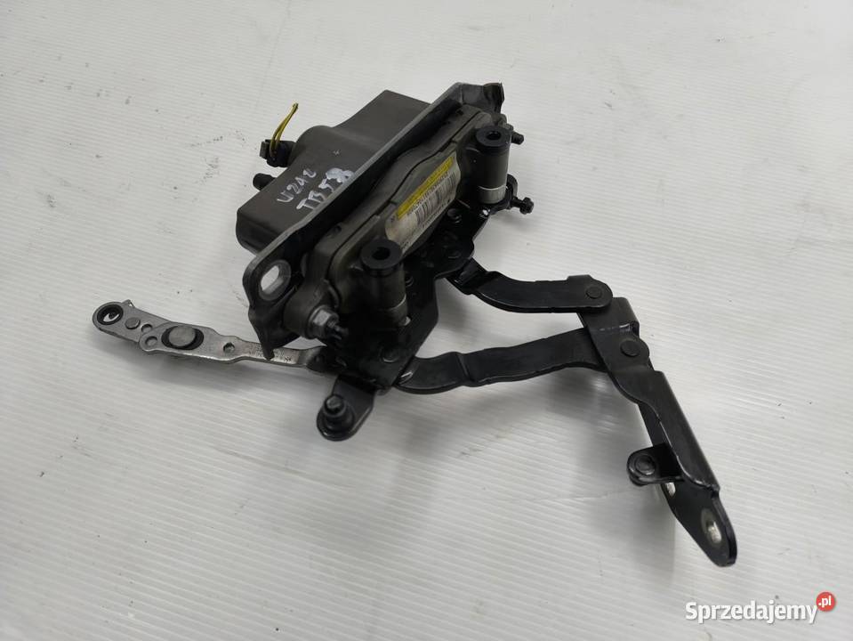 ZAWIAS MASKI NABÓJ PRAWY MERCEDES ECLASA W212 Zawiasy, bolce i prowadnice sprzedam