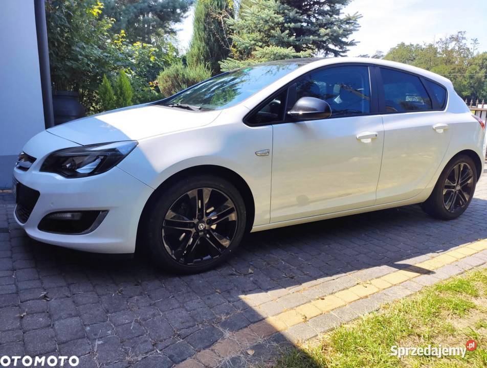 Opel Astra 20 CDTI DPF Color Edition Szadek