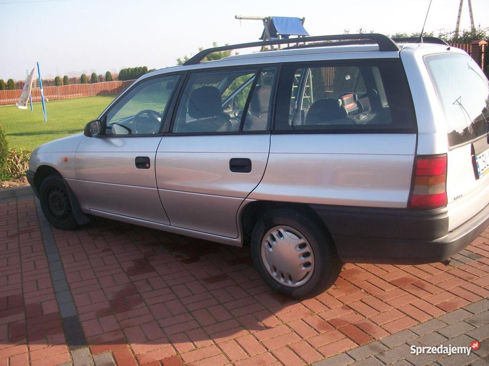 Opel Astra I Kombi 1999 r LPG Darłowo