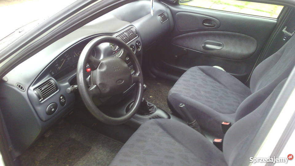 Doinwestowany i zadbany Ford Escort 16 Benz Krk elektryczne szyby Kraków