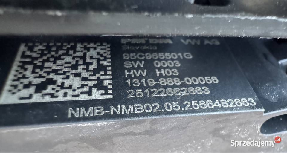 Wlot kanał powietrza żaluzja roleta lewa Porsche