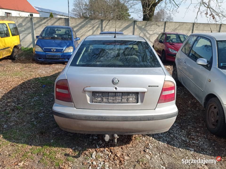 Skoda Octavia 20 85 kW 2000 r dawca części osobowe Szklarka Myślniewska sprzedam