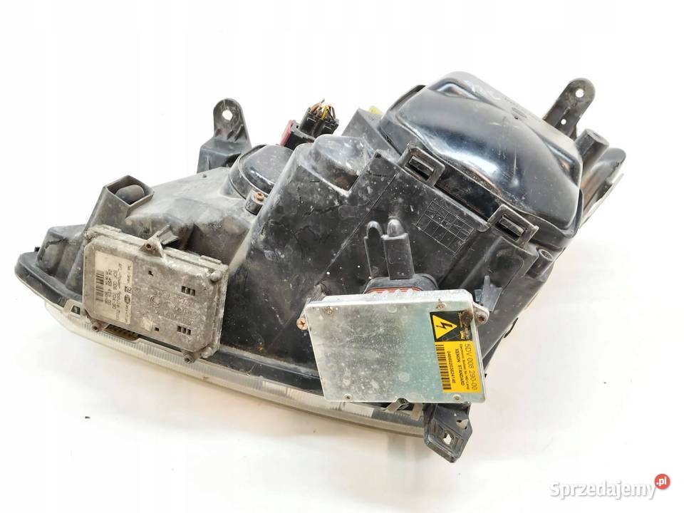 LAMPA PRZÓD PRAWA BIXENON SKRĘTNY EUROPA PRZED