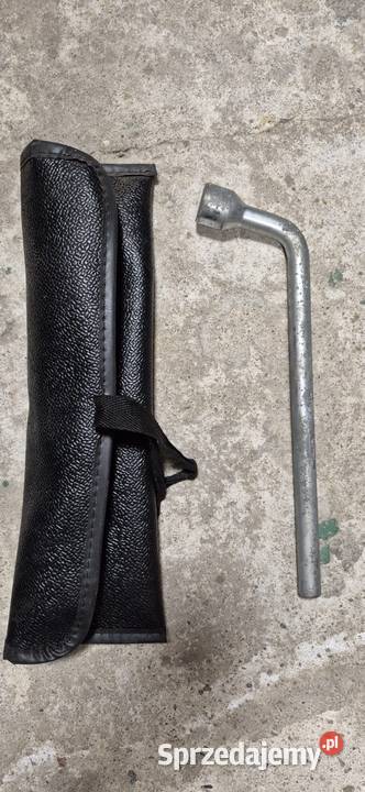 Klucz do kół 19 w pokrowcu oryginalny Daewoo