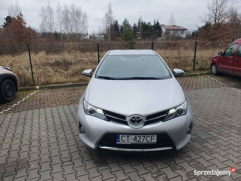 Toyota Auris 16 Valvematic MultidriveS benzyna Toruń