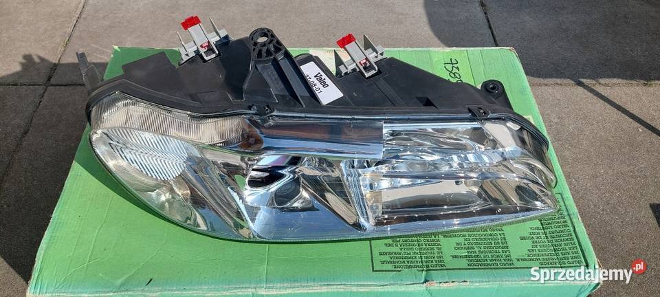 Lampa prawa Peugeot 406 coupe nowa Kalety