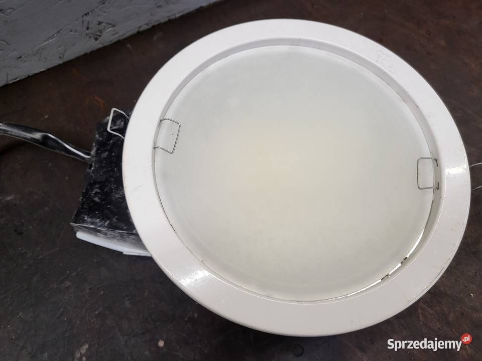 Lampa sufitowa oświetlenie