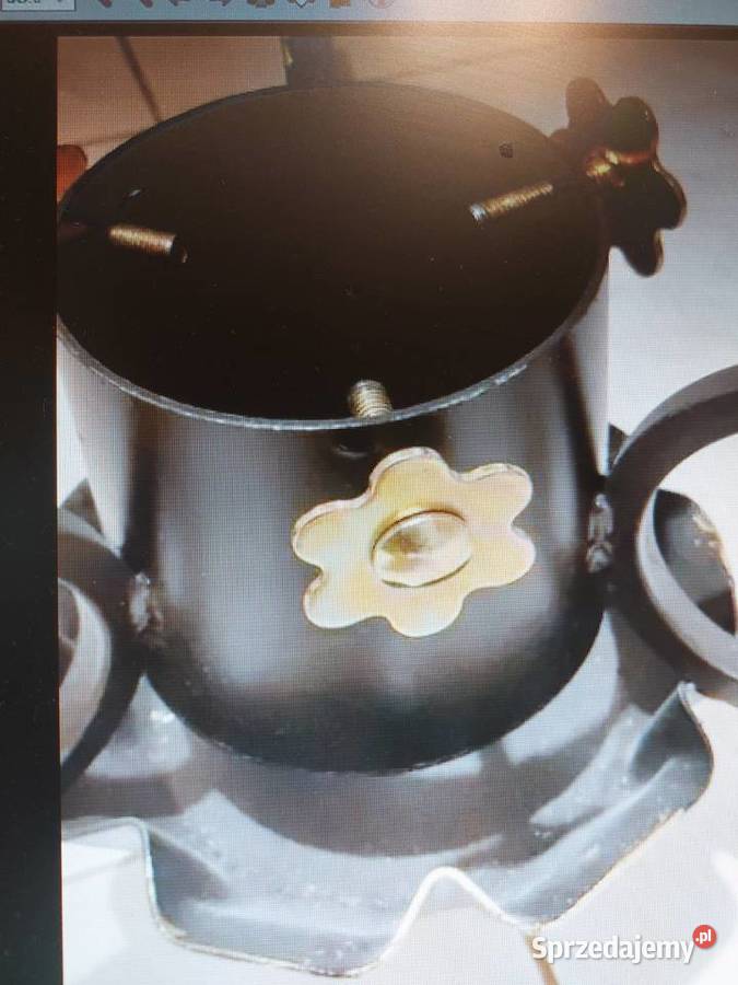 Sprzedam metalowy stojak pod choinkę mazowieckie