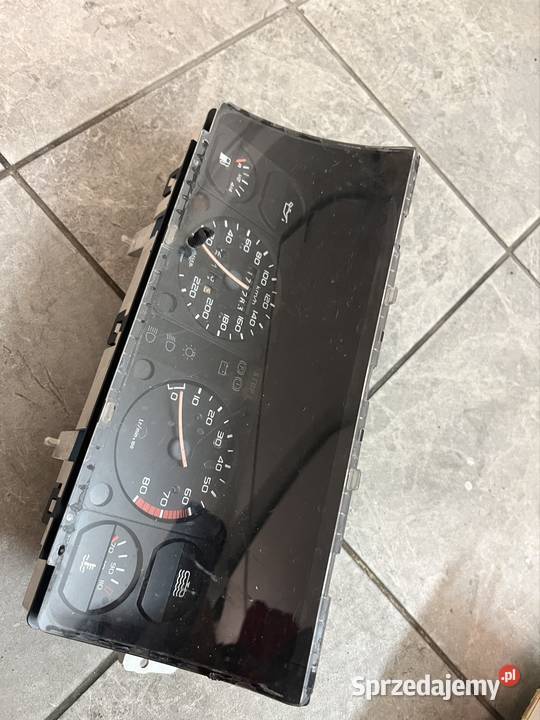 Licznik Peugeot 205 rg 1990r osobowe podkarpackie