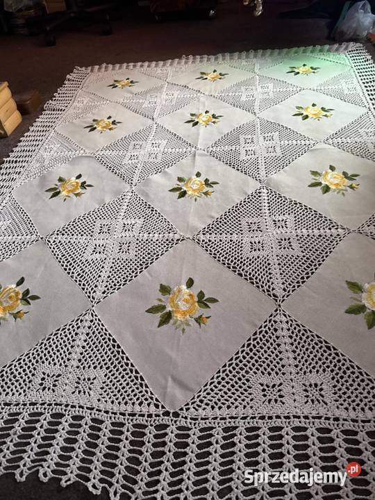 obrus duży szydełkowy haftowany rękodzieło Zabrze