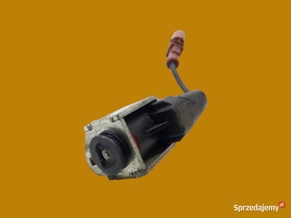 CZUJNIK SENSOR ZAWÓR POMPY WODY 04L907284 Skoda