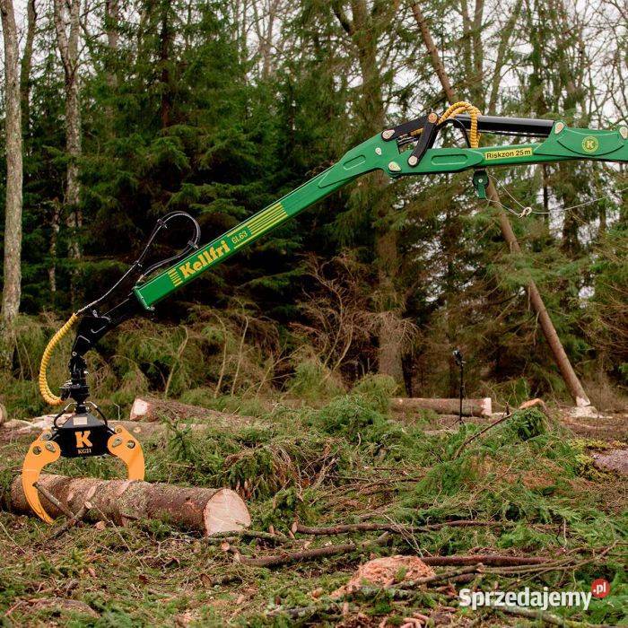 Przyczepa leśna 9 ton z żurawiem 63 m Leśnictwo Chojnice sprzedam