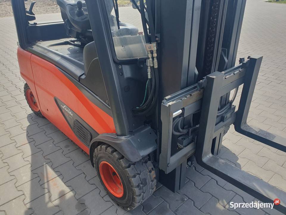 Wózek LINDE E20 4 sekcje Triplex 607m Przesuw Proszowice