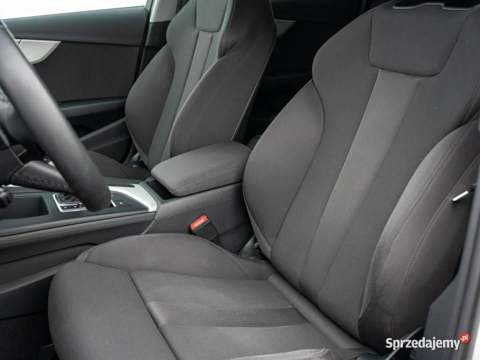 Audi A4 Avant FZ0084T35 TFSI mHEV S tronic Pępowo