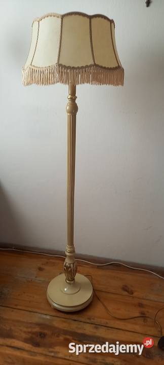Elegancka drewniana lampa podłogowa w stylu Skierniewice sprzedam