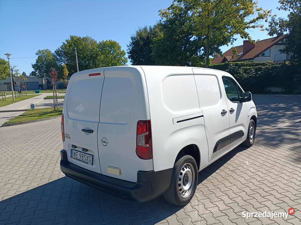 OPEL COMBO 16 DIESEL LONG SPOLSKA BEZWYPADEK Opel Ostrów Wielkopolski