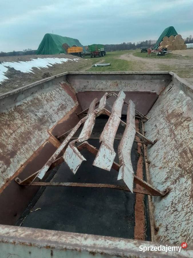 Wapniarka rozsiewacz rcw 3 piast Kępno