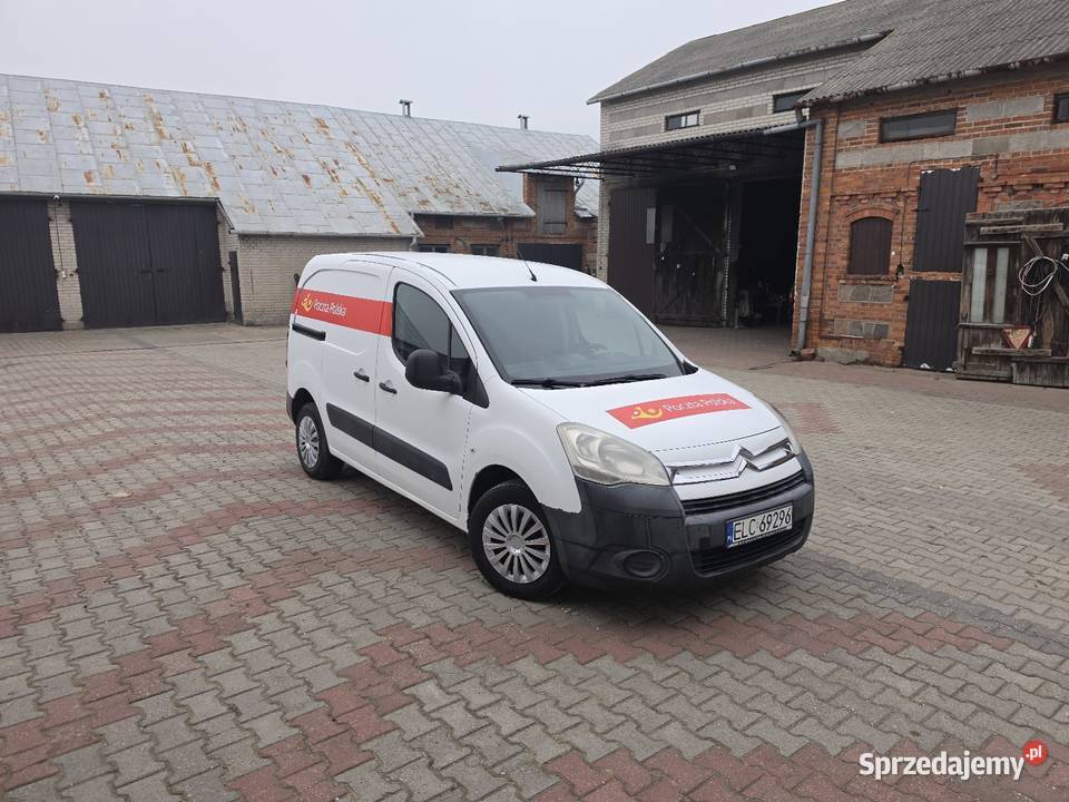 Citroen Berlingo 16 HDI bez Adblue 241 kupiony w polskim salonie Bąków Górny