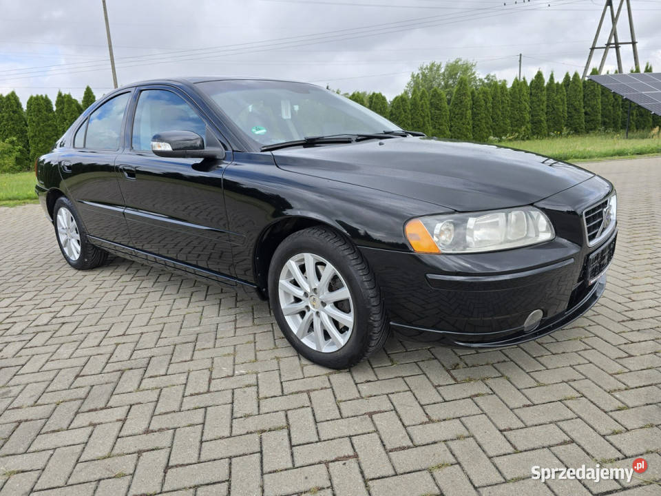 Volvo S60 24D5 LIFTSerwisSkóryNavigacjaKlimatr 2 VAT marża łódzkie