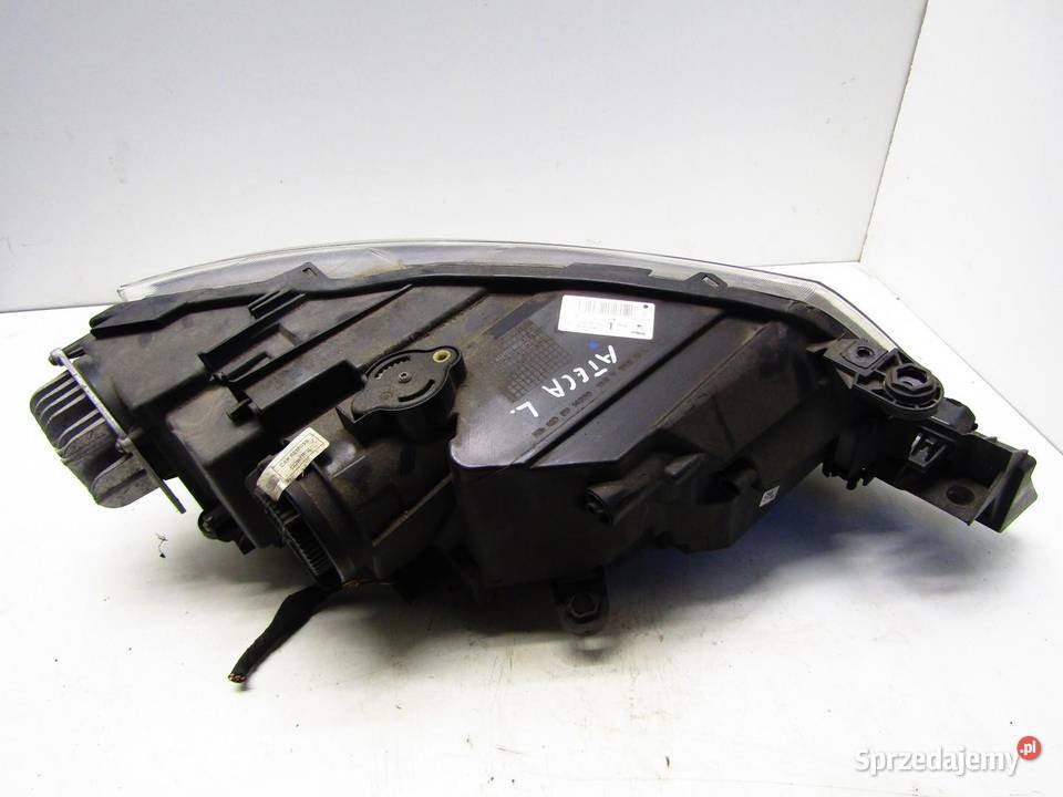 LAMPA PRZEDNIA LEWY PRZÓD LED SEAT ATECA
