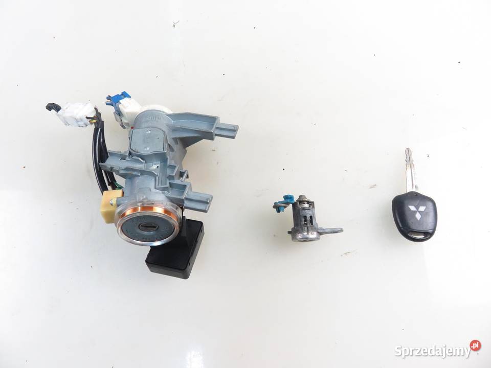 STACYJKA WKŁADKI MITSUBISHI OUTLANDER I CUW sprzedam