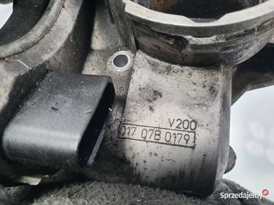 PRZEPUSTNICA SKODA OCTAVIA II RS 03G128063B osobowe Lipno