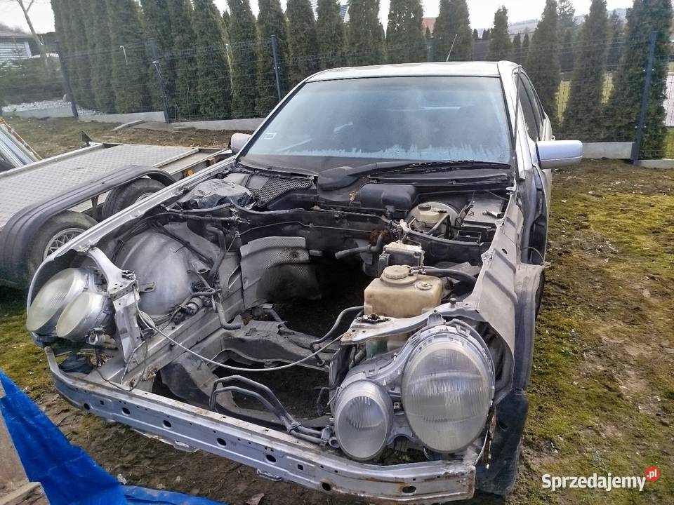 Mercedes E klasa uszkodzony części Klasa E Limanowa sprzedam