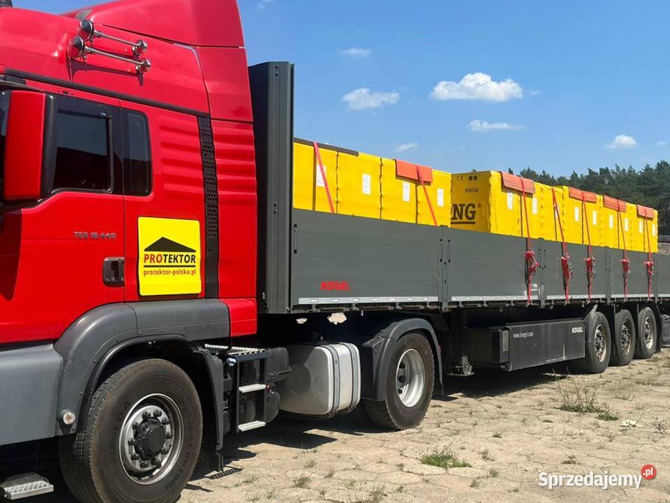 Samochód dostawa materiałów spedycja logistyka Margonin