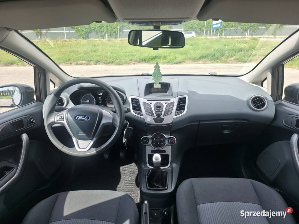 Ford Fiesta 125 Benzyna Serwisowany Gwarancja możliwa zamiana Piekoszów sprzedam