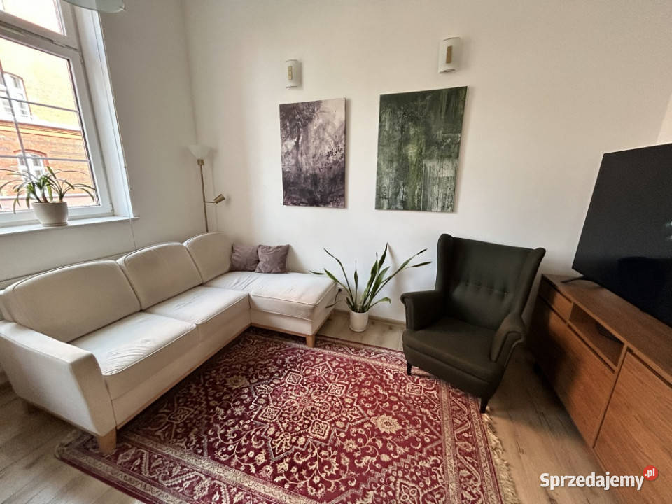 M3 56m2 w Kamienicy Oficerskiej z dużą piwnicą Kołobrzeg sprzedam