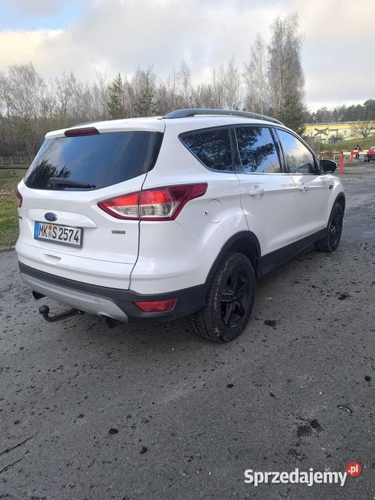 Ford Kuga 16 benzyna 2014 Rok produkcji 2014 Działoszyn