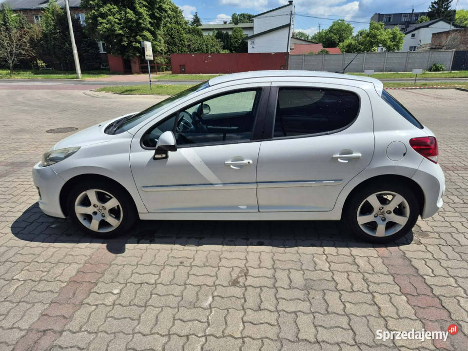Peugeot 207 ładny klimatronic Serwisowany Warszawa