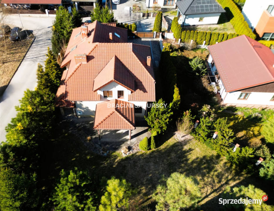 sprzedaży domu wolnostojącego 261m2 Kraków