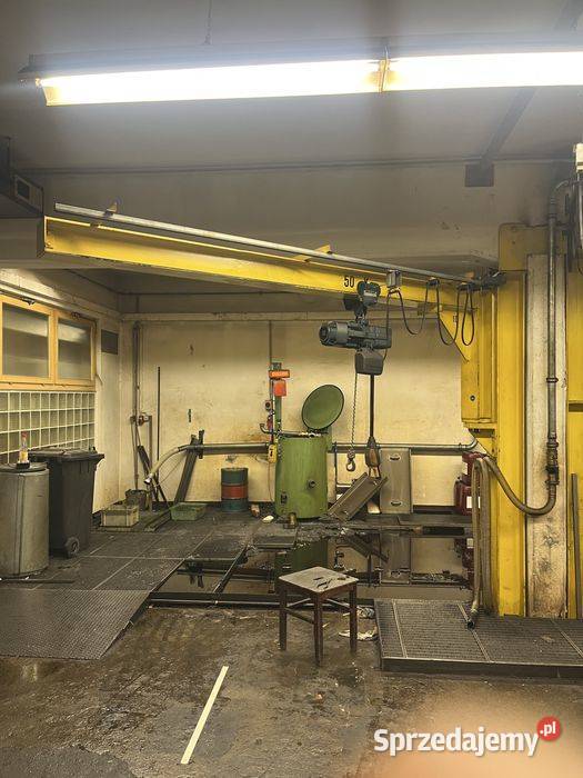 Żuraw słupowy L318 H 262 wciągarka Demag 600 Tuliszków