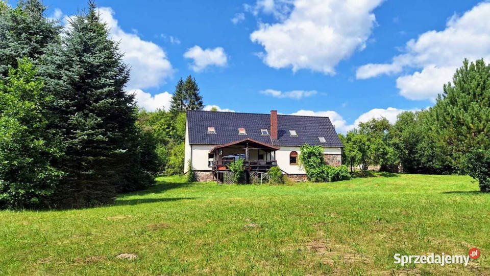 sprzedaży domu wolnostojącego 300m2 Toporzyk
