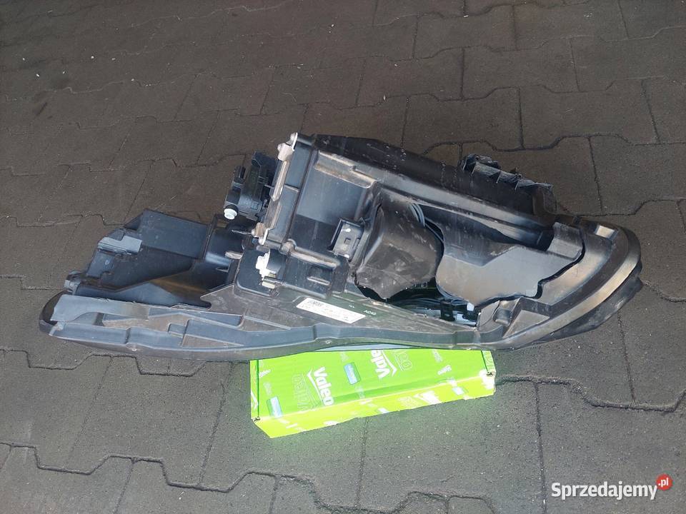 Lampa Reflektor Prawy Przod Renault Captur II 2 osobowe Kłobuck