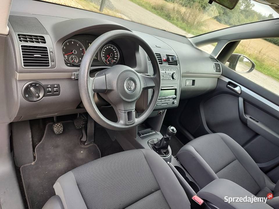 VW TOURAN BENZYNA 7 OSÓB nieuszkodzony