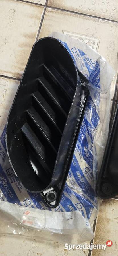 OryginałNoweWloty powietrza Fiat 126p ST osłony Barlinek