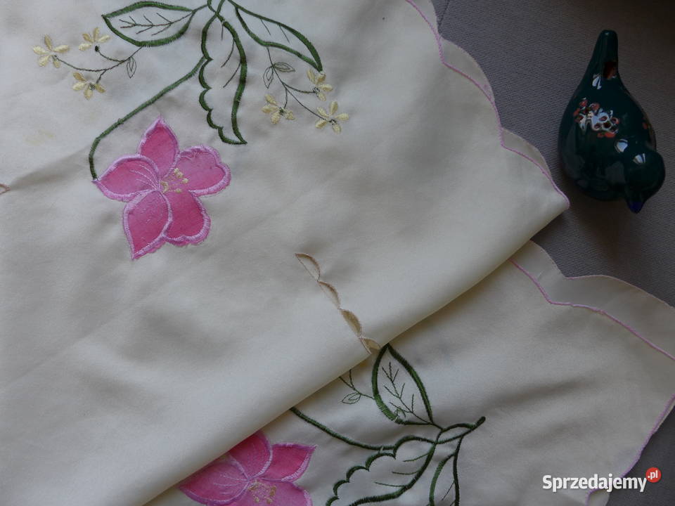 Haftowany stary obrus 75X75 różowe kwiatki Warszawa