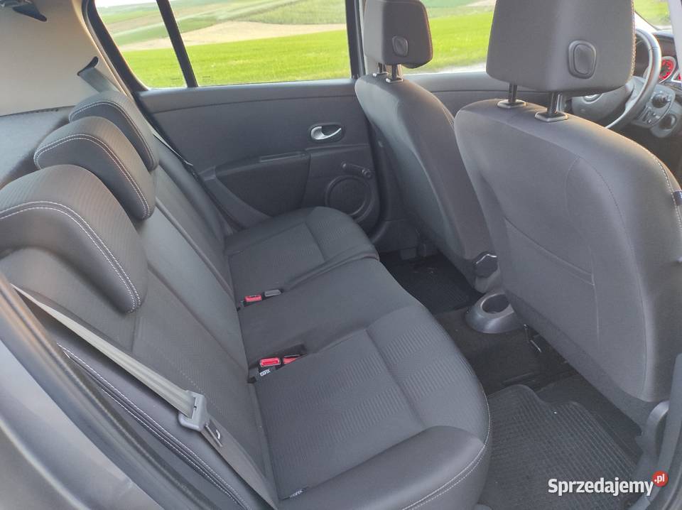 Renault Clio III Lift 12 16V 101 2011 z Niemiec światła przeciwmgielne podkarpackie Przeworsk