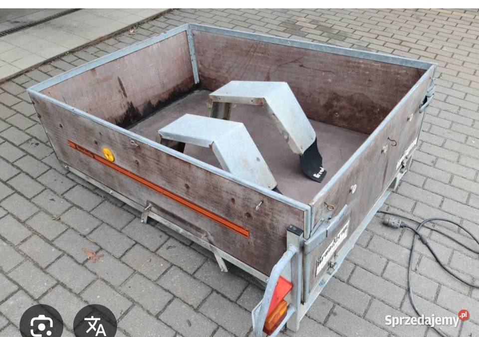 Przyczepa z dokumentami samochodowa lekka 750