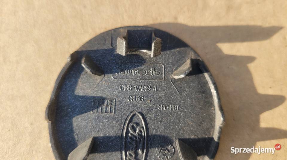 FORD FIESTA MK8 1217 ZAŚLEPKA HAKA ZDERZAK PRZÓD Ruda Śląska