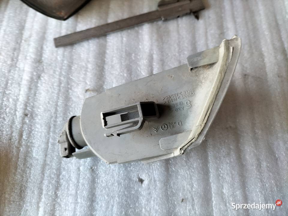 CITROEN XANTIA KIERUNKOWSKAZ PRAWY 6R0192014 sprzedam