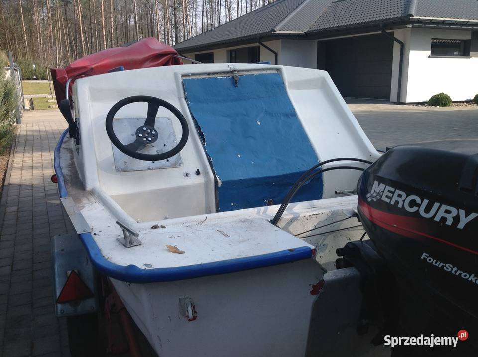 Łdka kpl z silnikiem i przvczepk Choroszcz