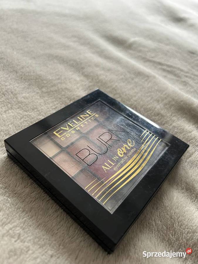 Eveline Cosmetics All in One Paleta 12 cieni do