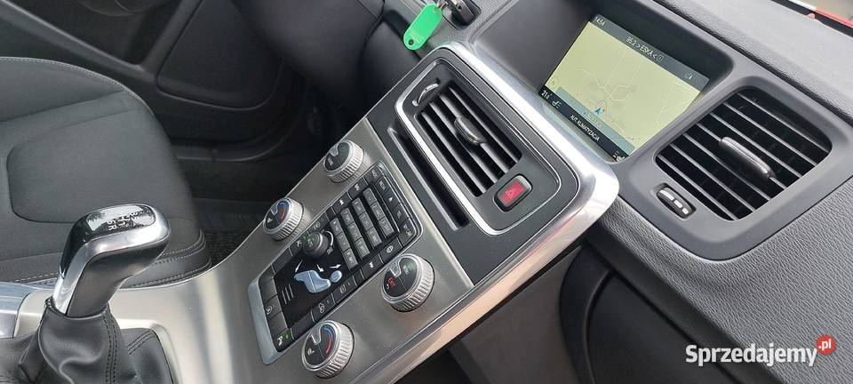 Volvo V60 Lift 20 150 D3 xenonskóranavi czujnik parkowania Słupno