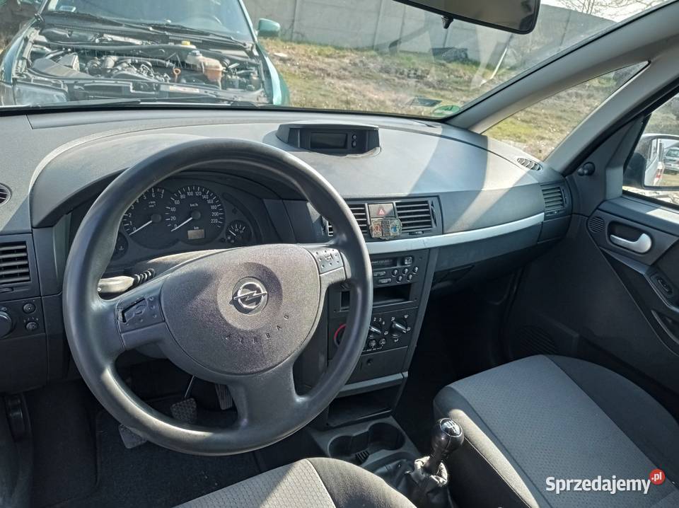Opel Meriva A 16 74 kW 2003 r dawca części Rok produkcji 2003 Szklarka Myślniewska